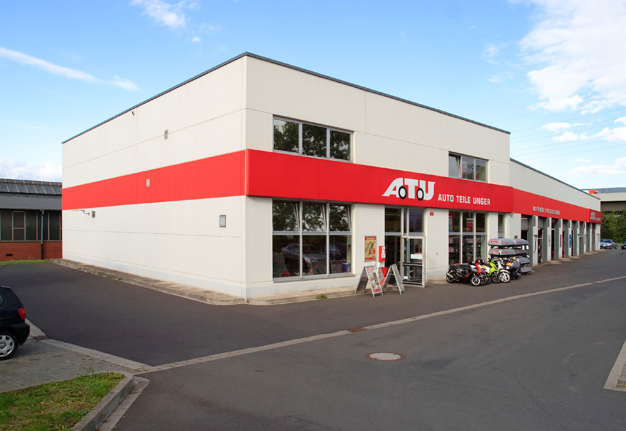 Ansicht des ATU-Marktes in Dortmund von links