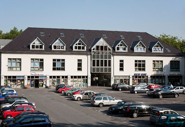 Blick von der Seite auf den Mengeder Markt